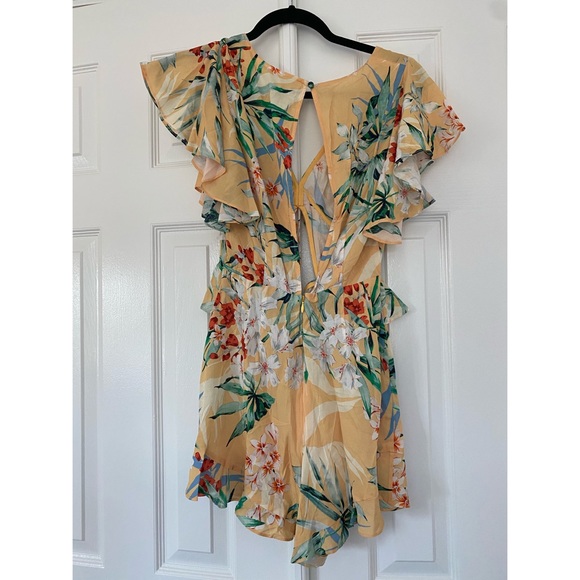 FINDERS KEEPERS Paradise Tropical Playsuit Romper - Picture 5 of 10